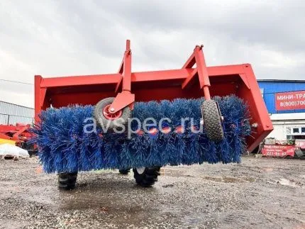 Коммунальная подметальная щетка