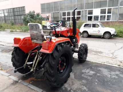 трактор uralets 220